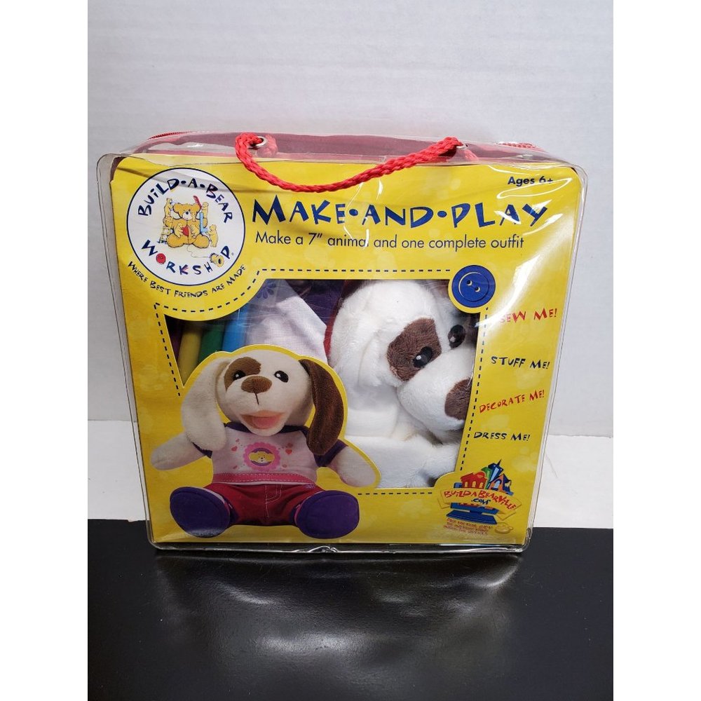 Build-A-Bear Workshop Make And Play - Dog kit - RARE - Factory Sealed - NEW